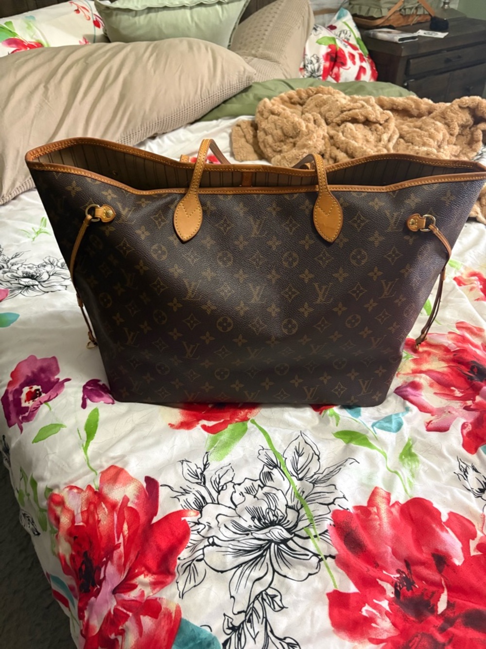 Louis Vuitton Monogram neverfull GM Tote Bag - Brown & Tan - Picture 4 of 16